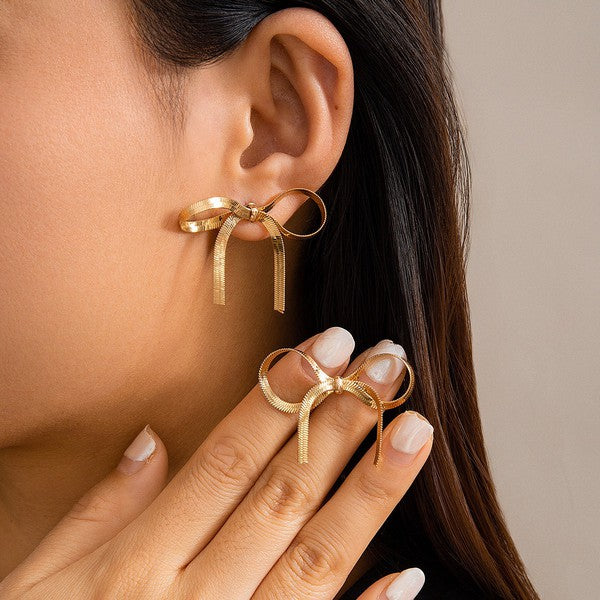 Miss Sparkling Bow earrings
