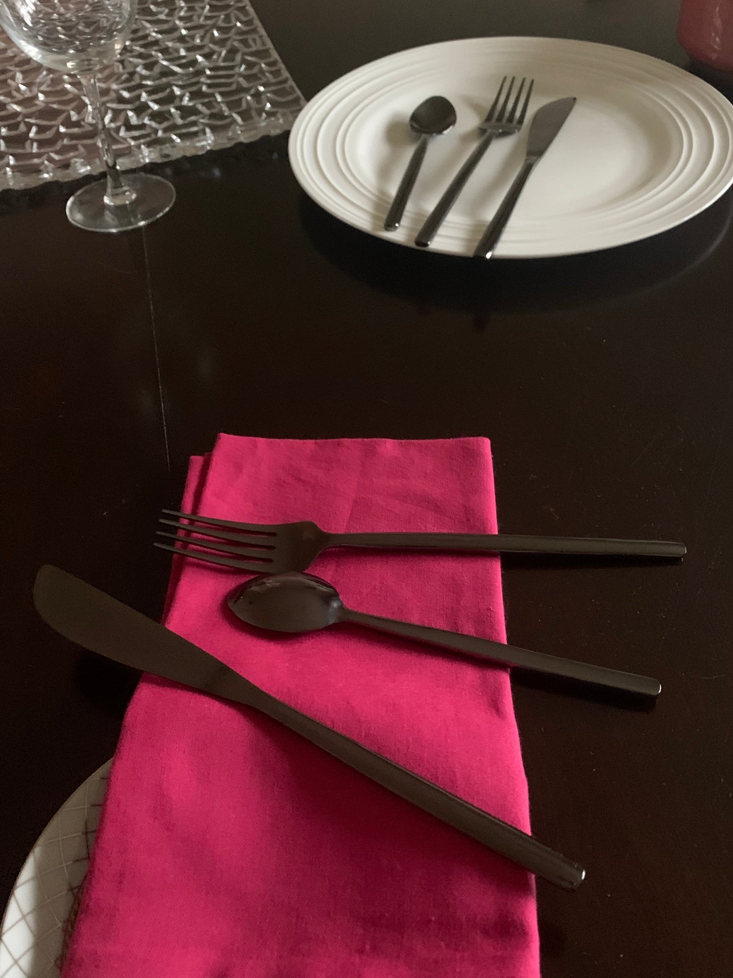 Stainless Steel Flatware 18 PC Set-Dinner knives, Dinner Forks, Teaspoons