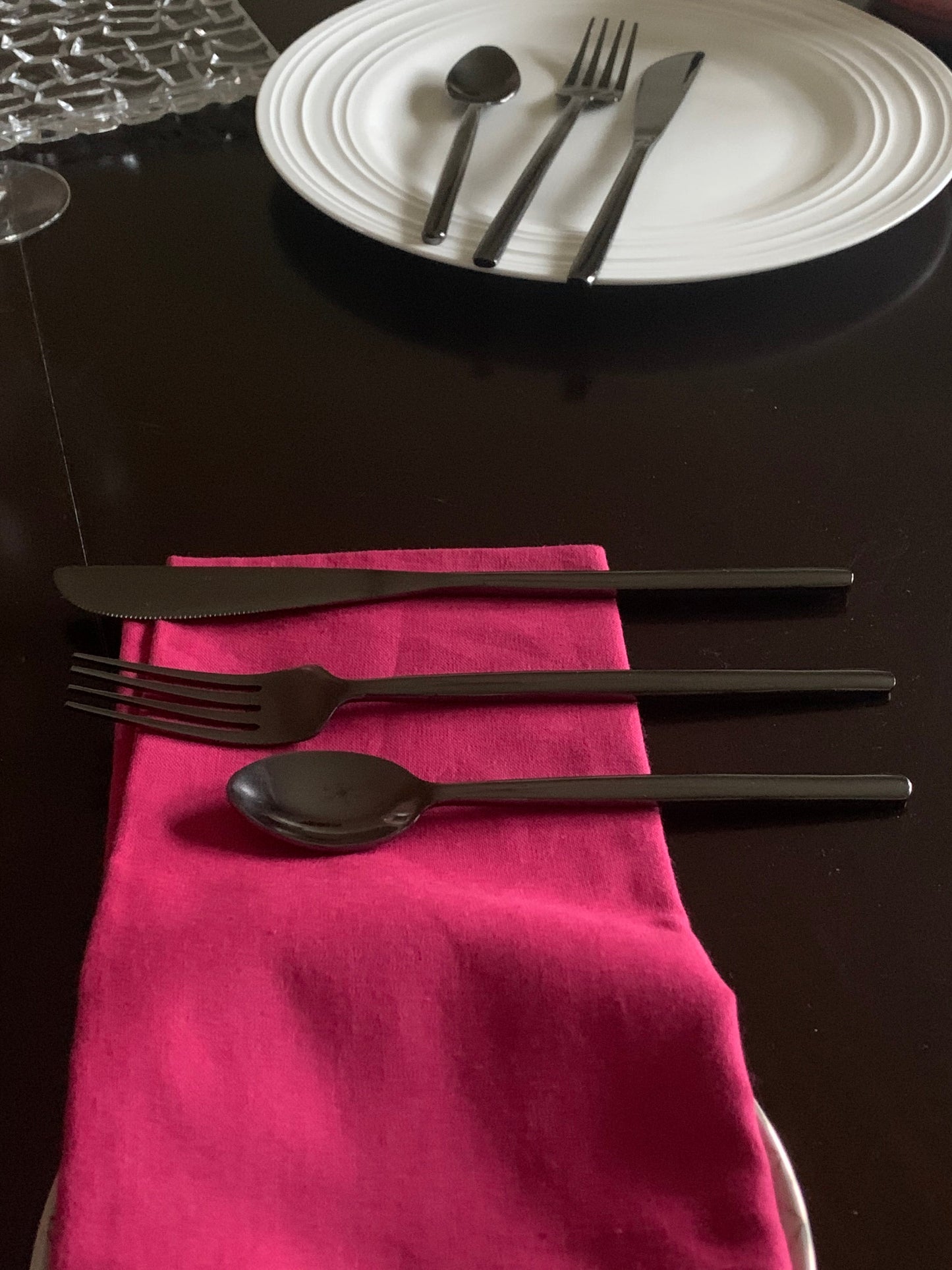 Stainless Steel Flatware 18 PC Set-Dinner knives, Dinner Forks, Teaspoons