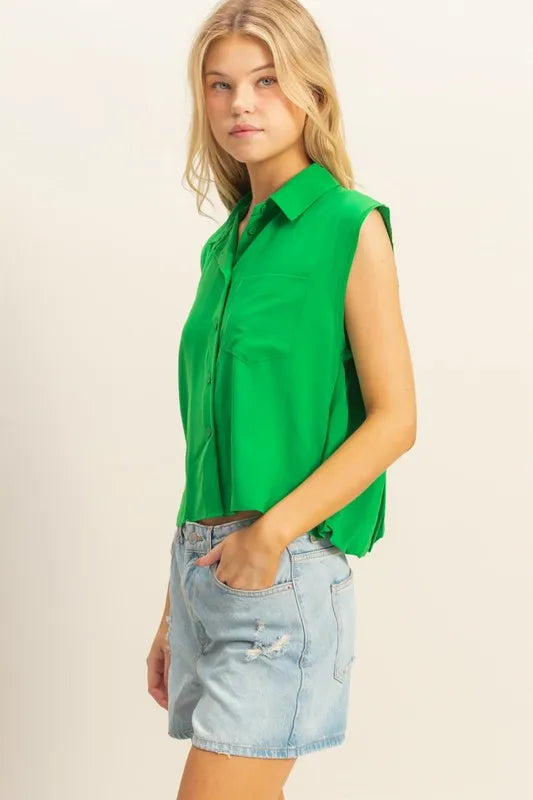 HYFVE Buttoned Front Sleeveless Collar Shirt in Green