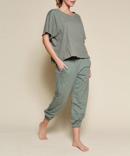 Fabina Pocket Oversize V-Neck Top