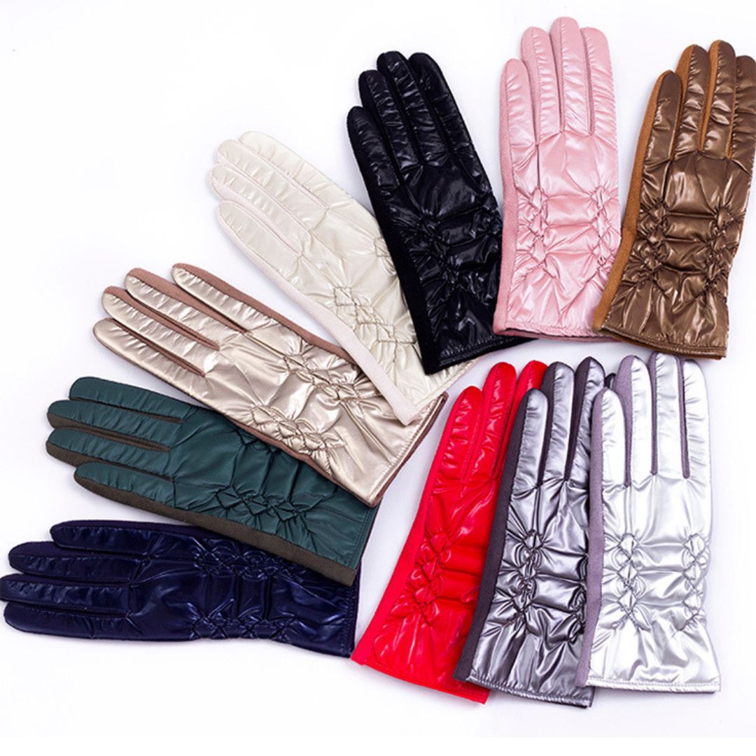 Tara Gloves in Black