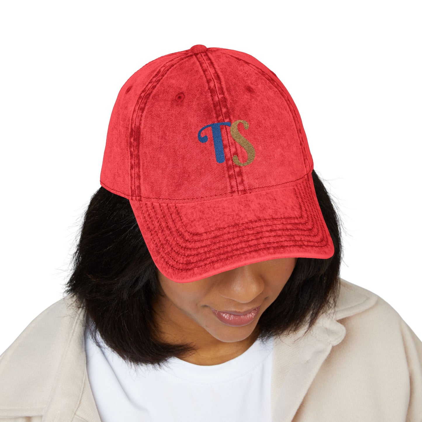 Customizable Vintage Embroidered Cap - Personalized Stylish Baseball Hat for Everyday Wear