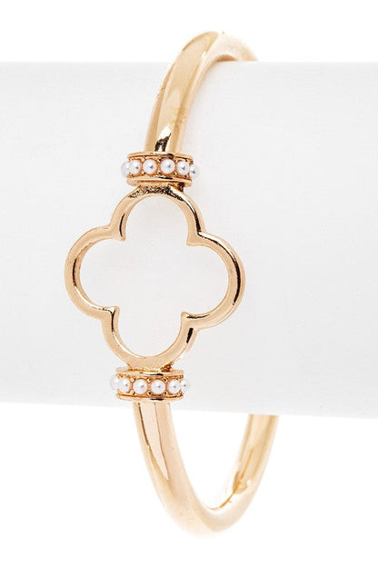 Cutout Clover Iconic Bangle