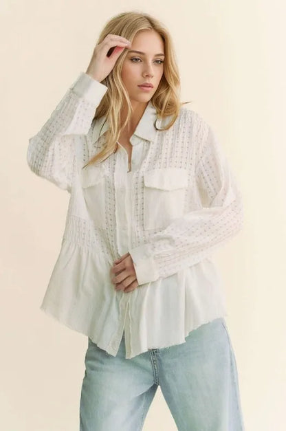 Davi & Dani Garment Washed Jacquard Button Front Shirt in White