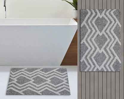 CHICOS HOME Bath Rug Geometric Pattern in Grey & Ivory