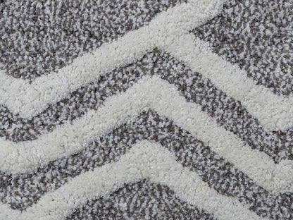 CHICOS HOME Bath Rug Geometric Pattern in Grey & Ivory