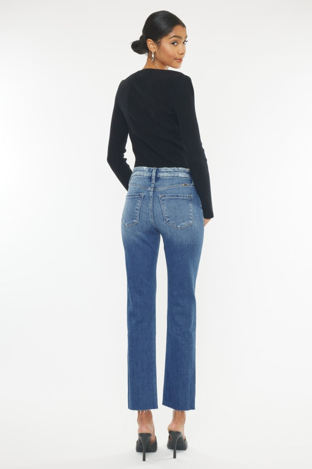 Kancan Frayed Hem Slim Straight Jeans