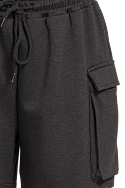 Zenana Scuba Thigh Pocket Shorts in Black