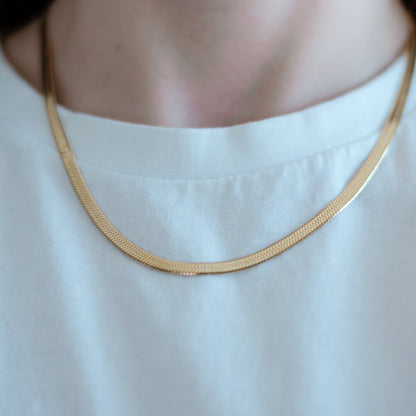 Kate Herringbone Chain Necklace
