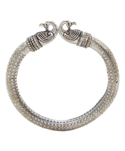 Antique Norse Peacock Head with Dotted Pattern Viking Bracelet